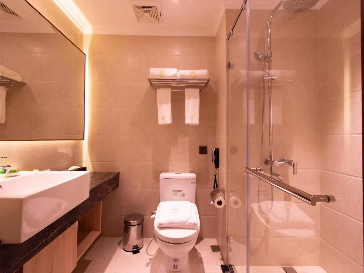 Prince Hotel Yangon 4*,