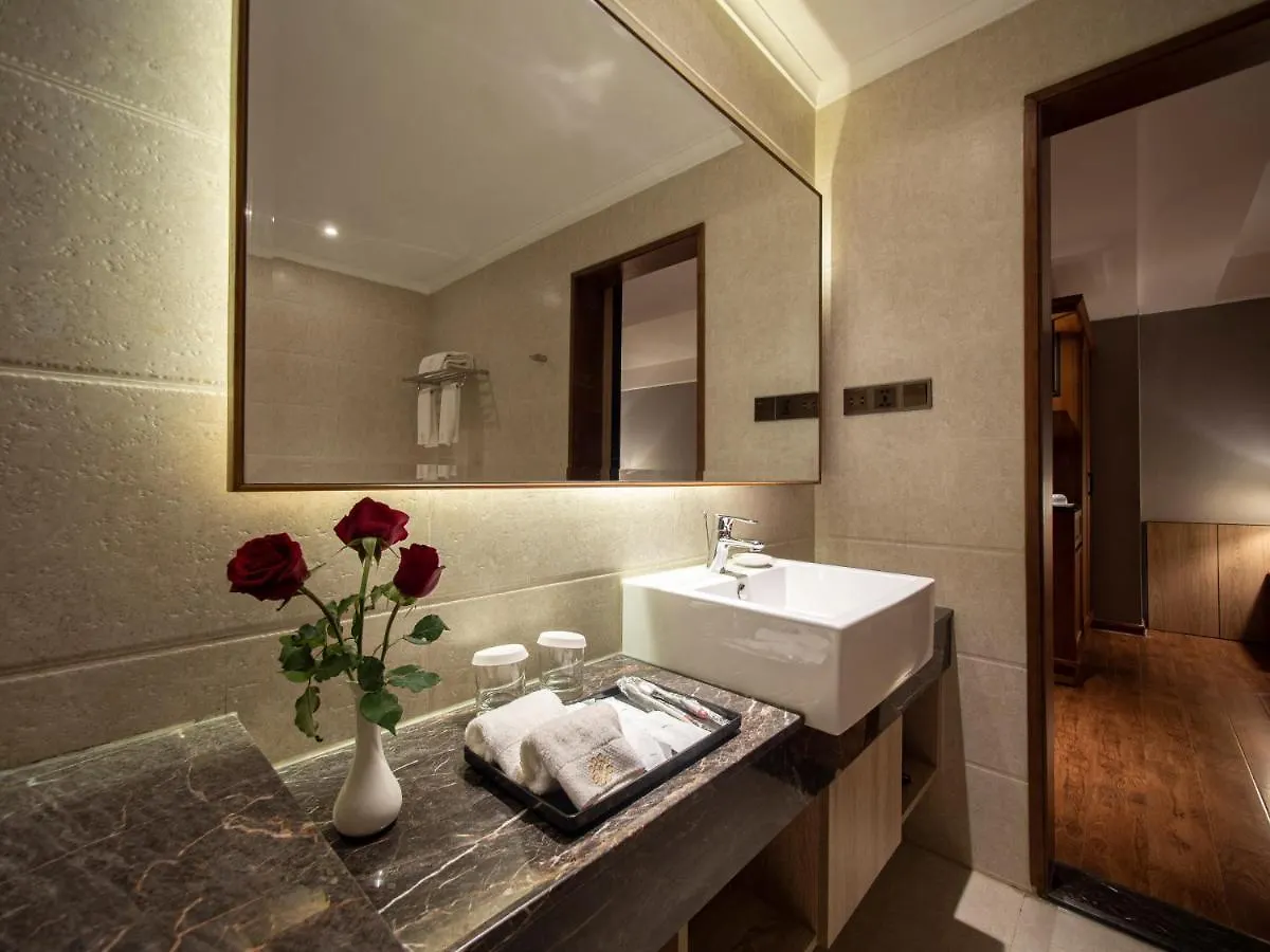 Prince Hotel Yangon
